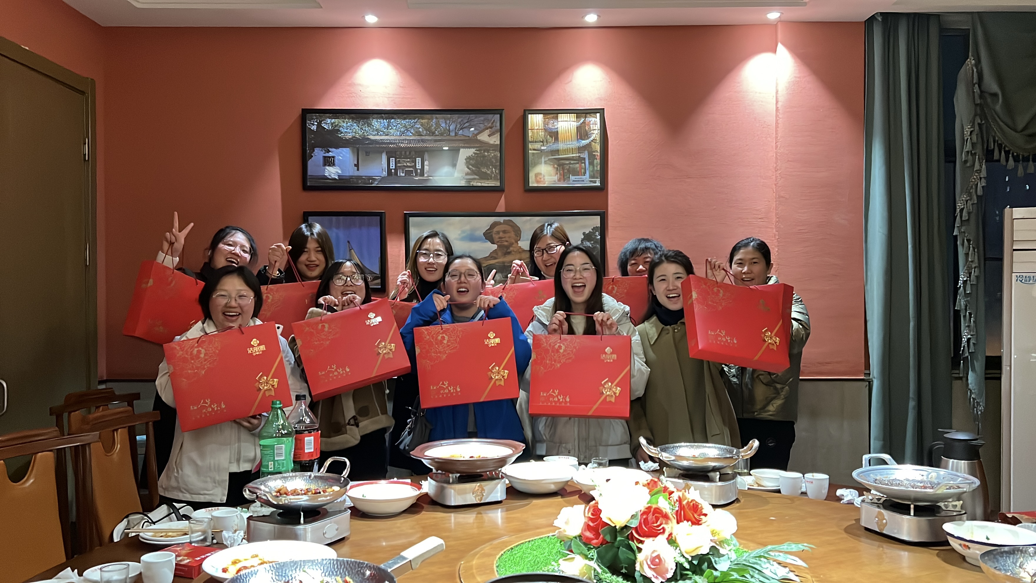 香蕉视频一区二区25年3.8 女神節聚會 香蕉视频一区二区25年3.8 女神節聚會